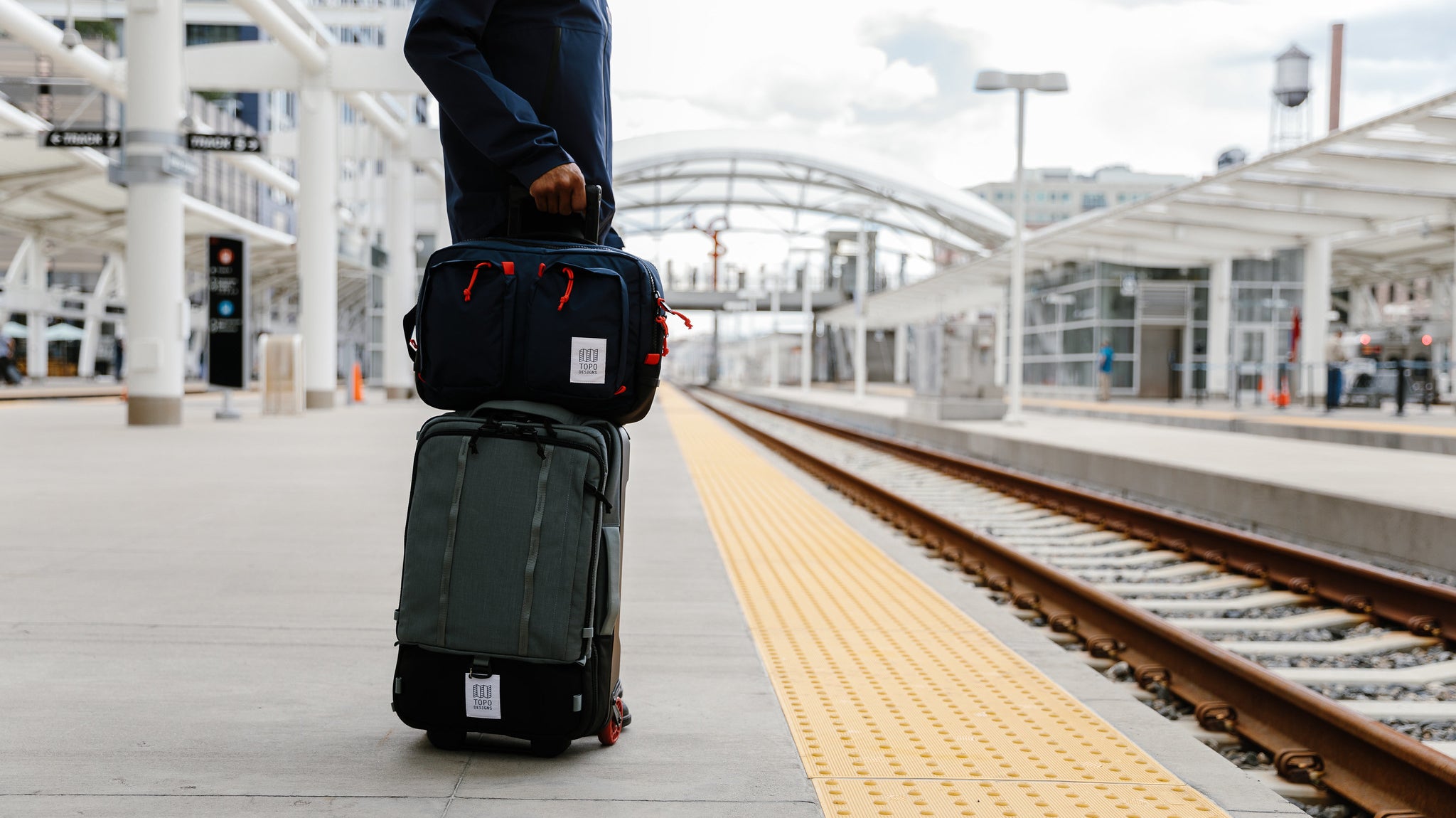 Håndbagage vs personlig: Hvad er forskellen?