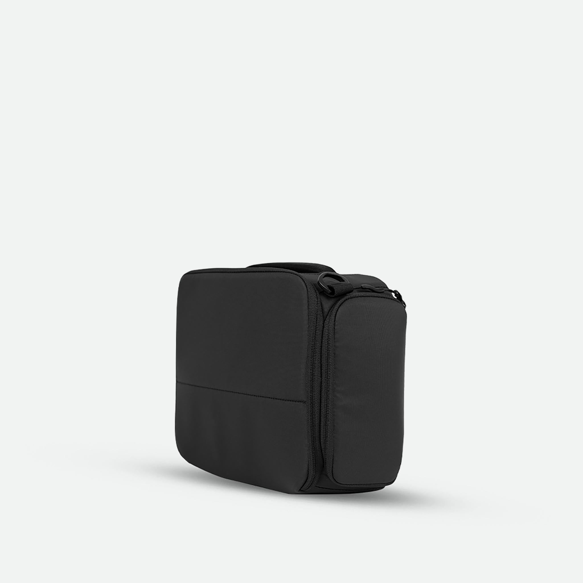 Wandrd All-New PRVKE 21L Photography Bundle - Camera Cube Essential
