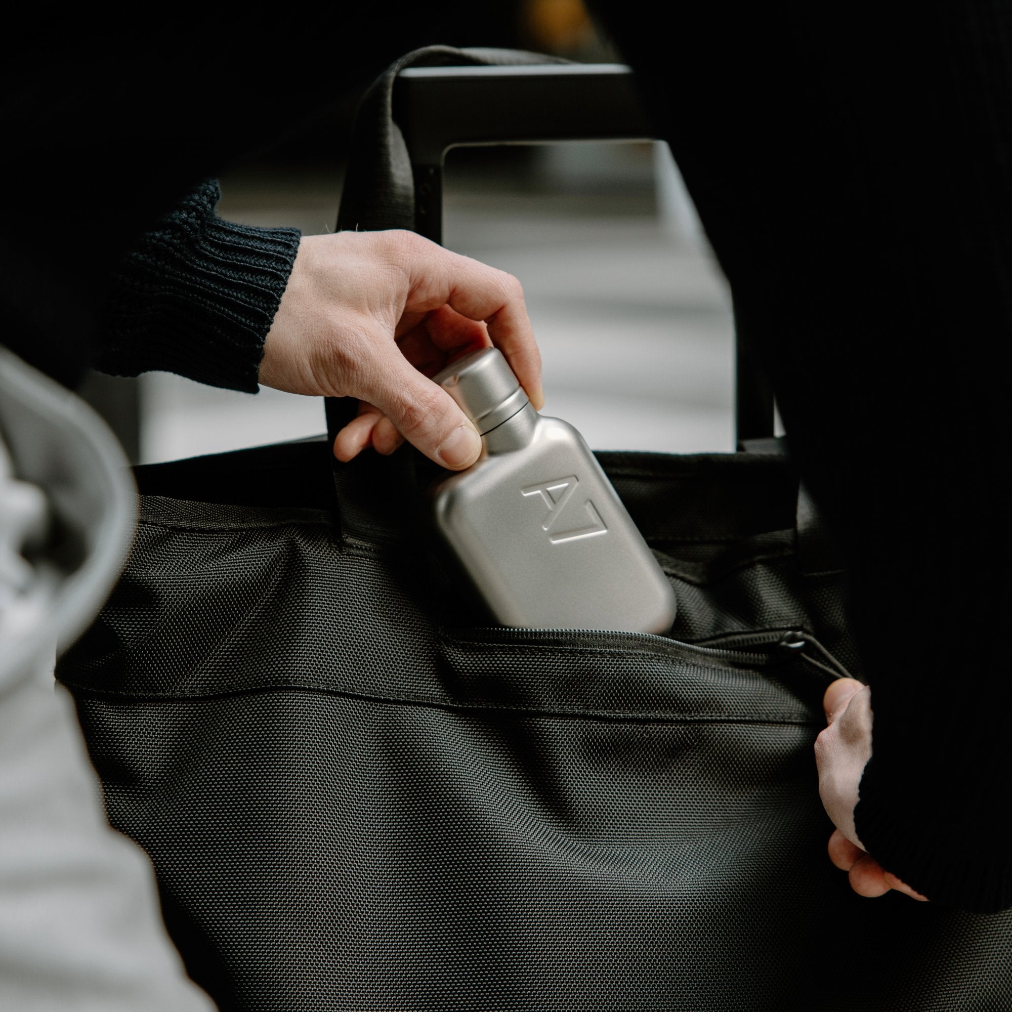 A7 Stainless Steel memobottle - Satin - Lifestyle image