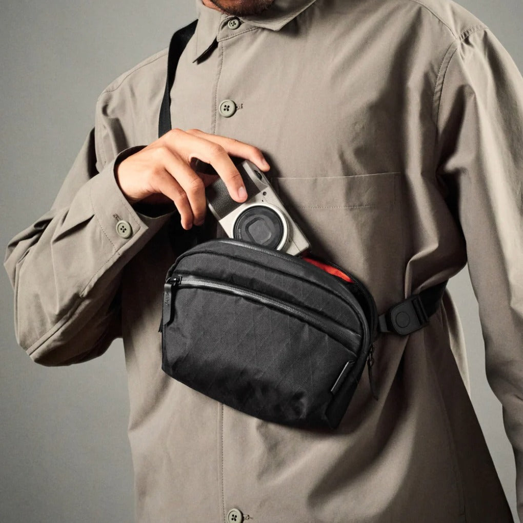 Alpaka Flight Sling (1L) - X-Pac® VX42 Black