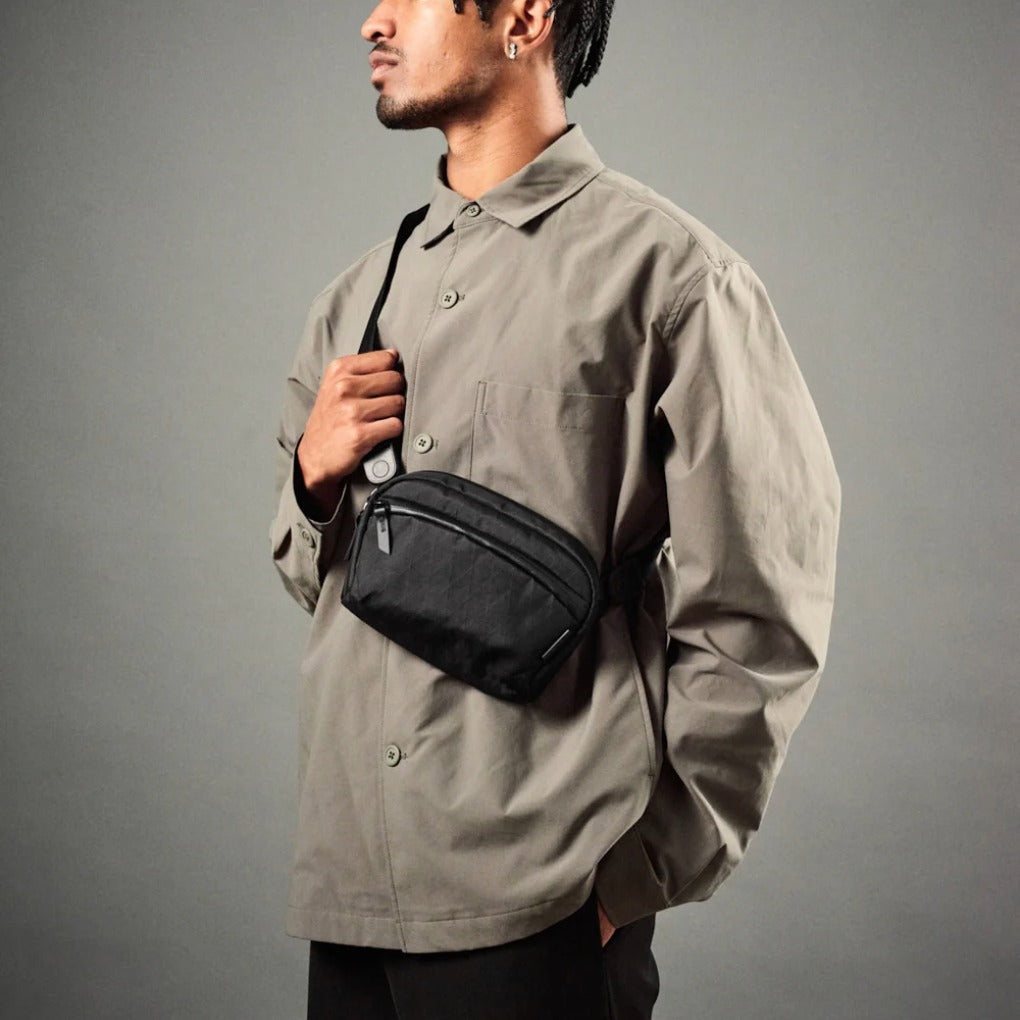 Alpaka Flight Sling (1L) - X-Pac® VX42 Black