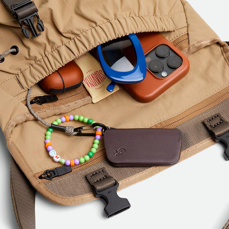 Bellroy Cinch Mini Messenger - 6L - Sand Dune