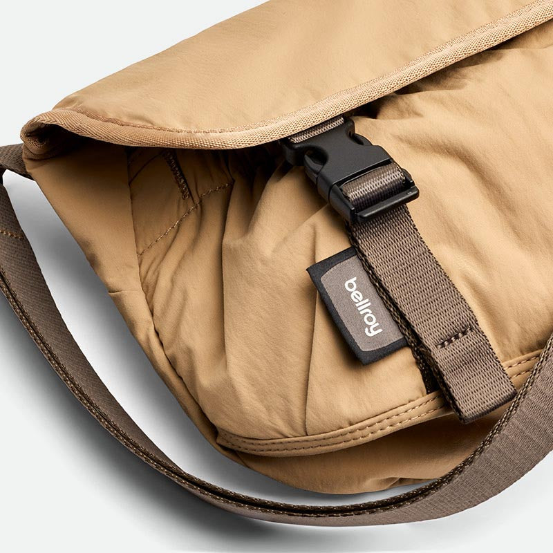 Bellroy Cinch Mini Messenger - 6L - Sand Dune