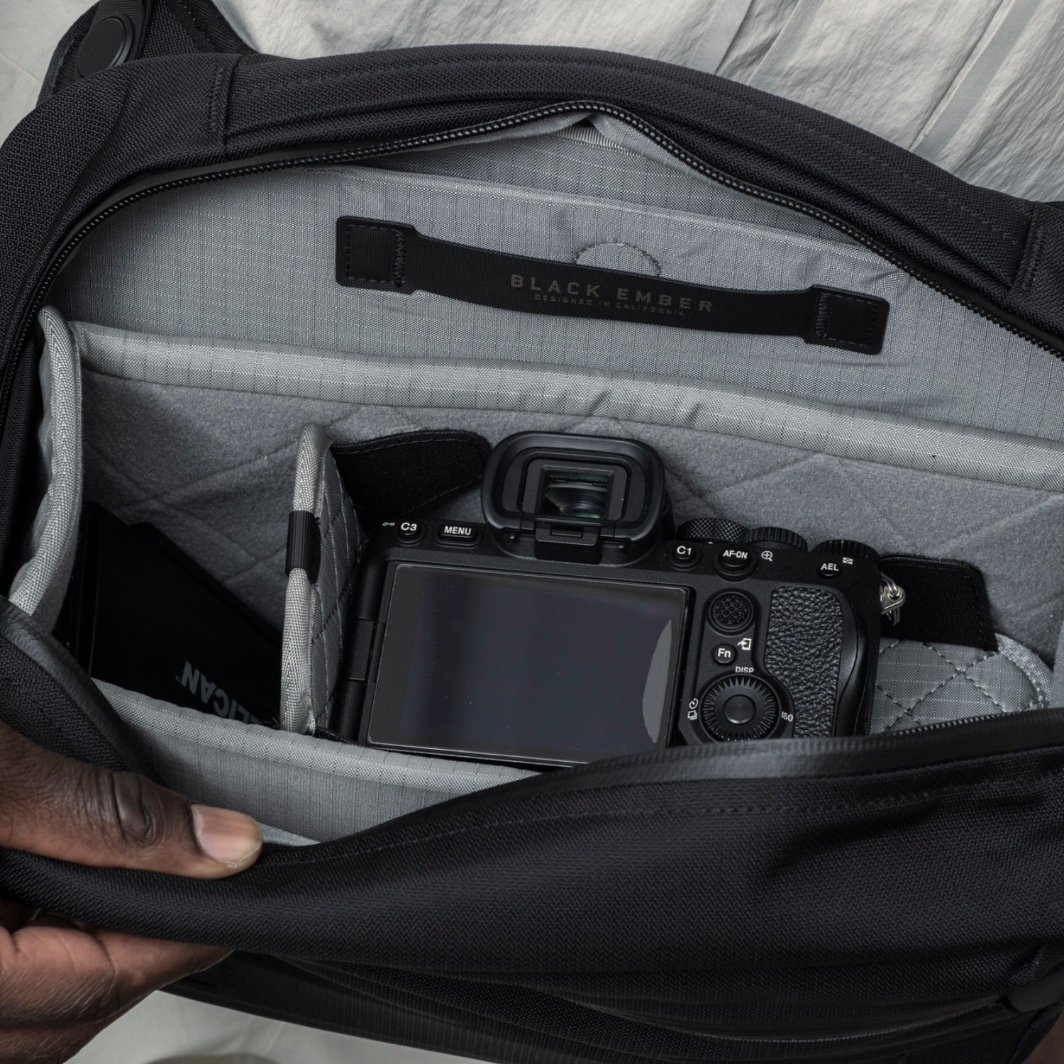 Black Ember Grip Sling 9L Camera Insert