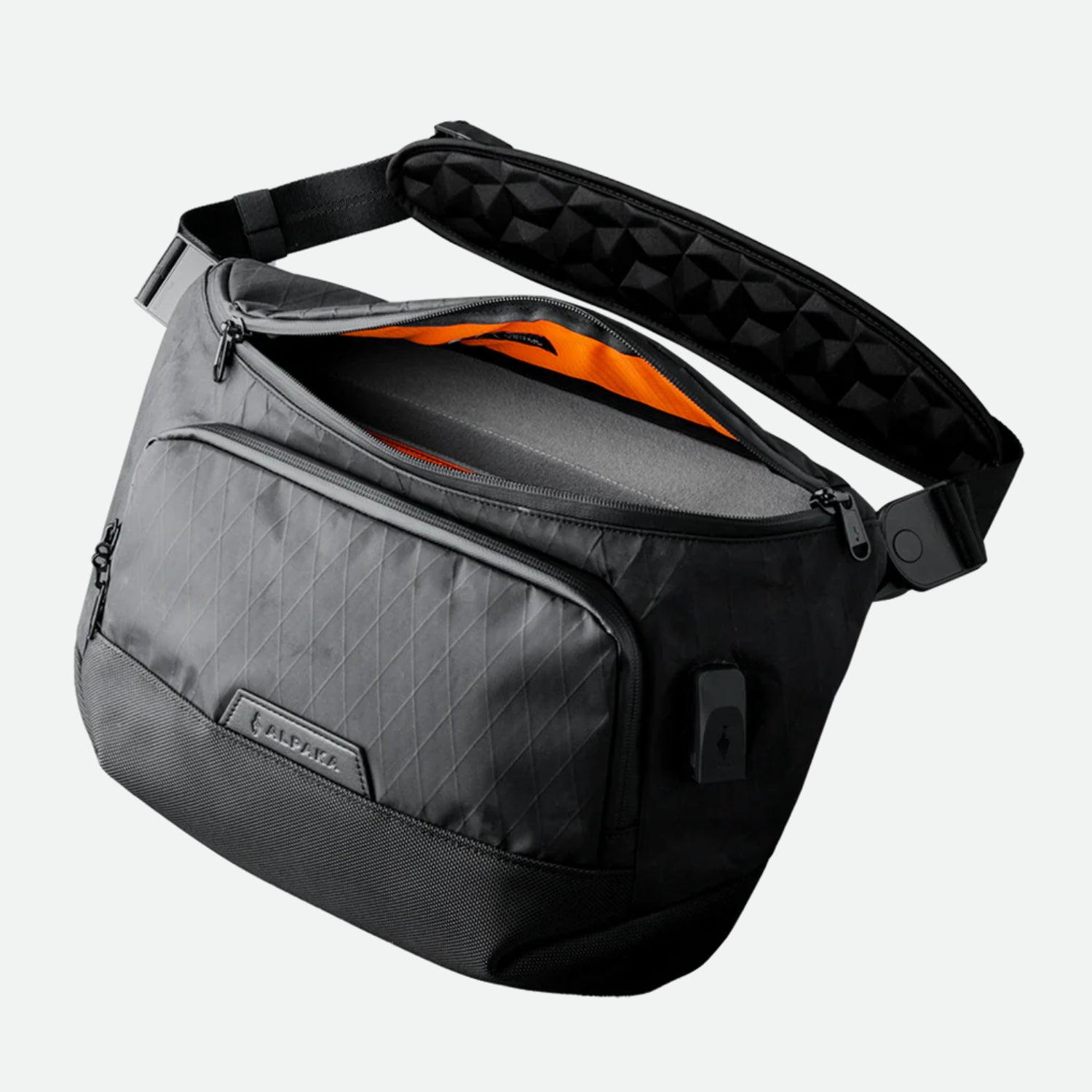 Alpaka Bravo Sling Max V2 - X-Pac® VX21 Black - Hero image