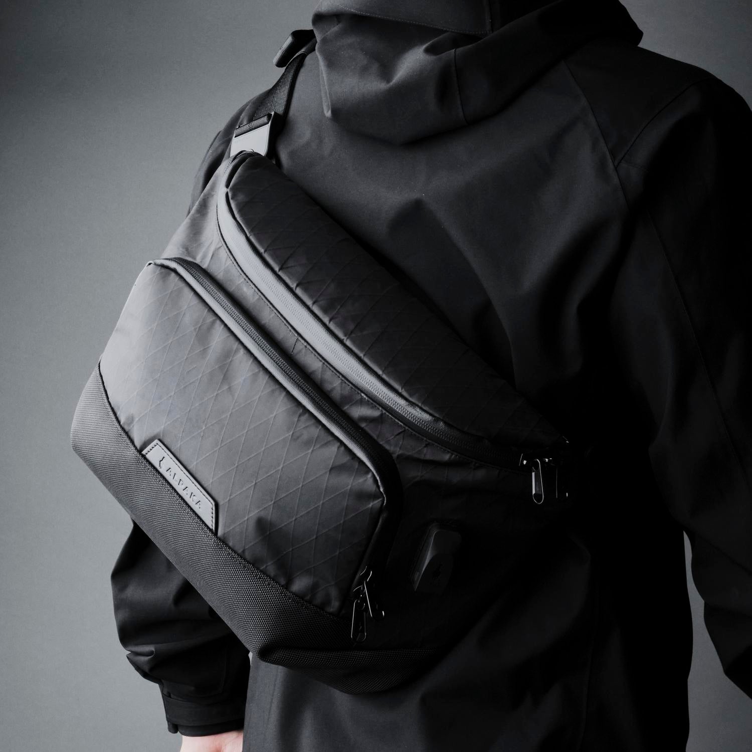 Alpaka Bravo Sling Max V2 - X-Pac® VX21 Black