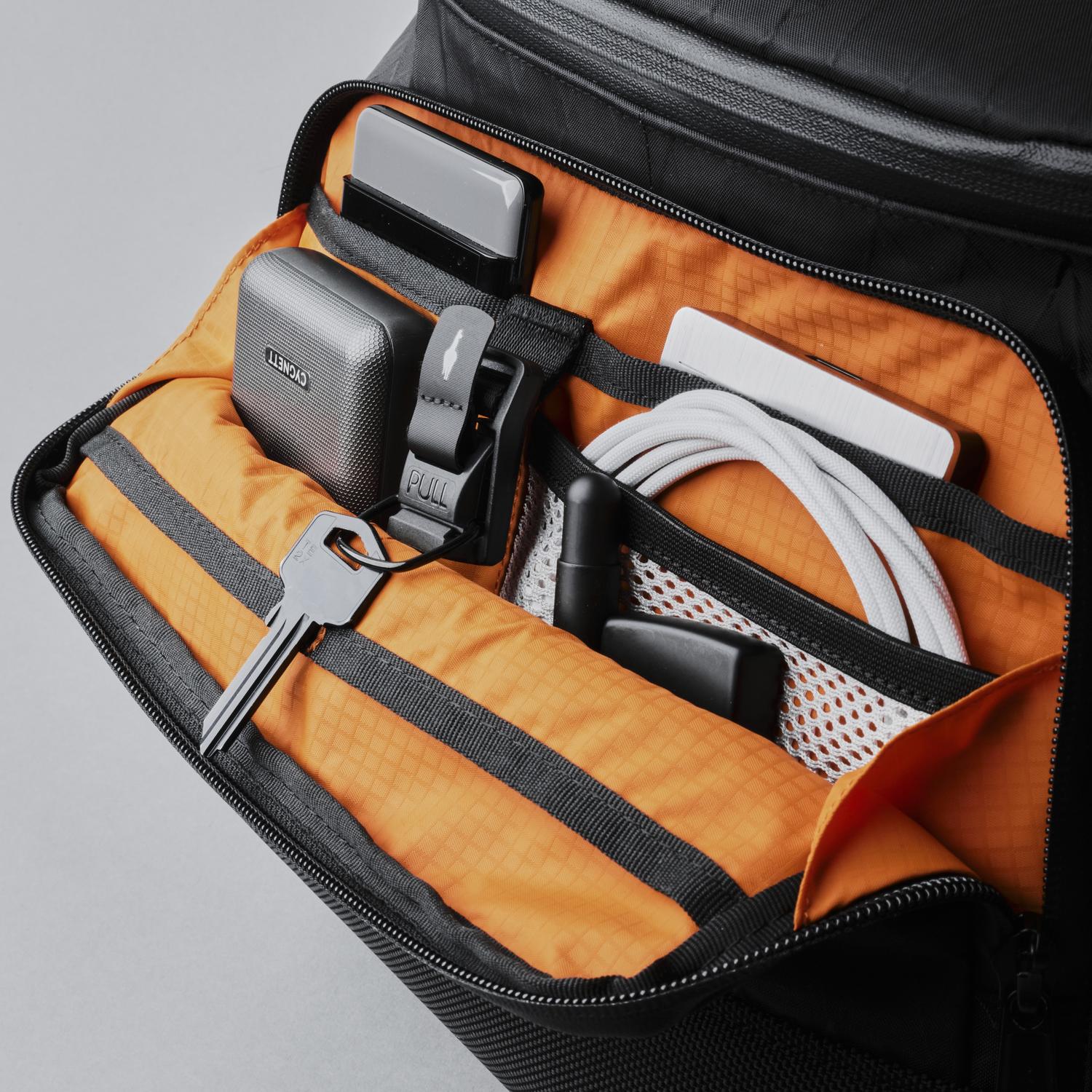 Alpaka Bravo Sling Max V2 - X-Pac® VX21 Black