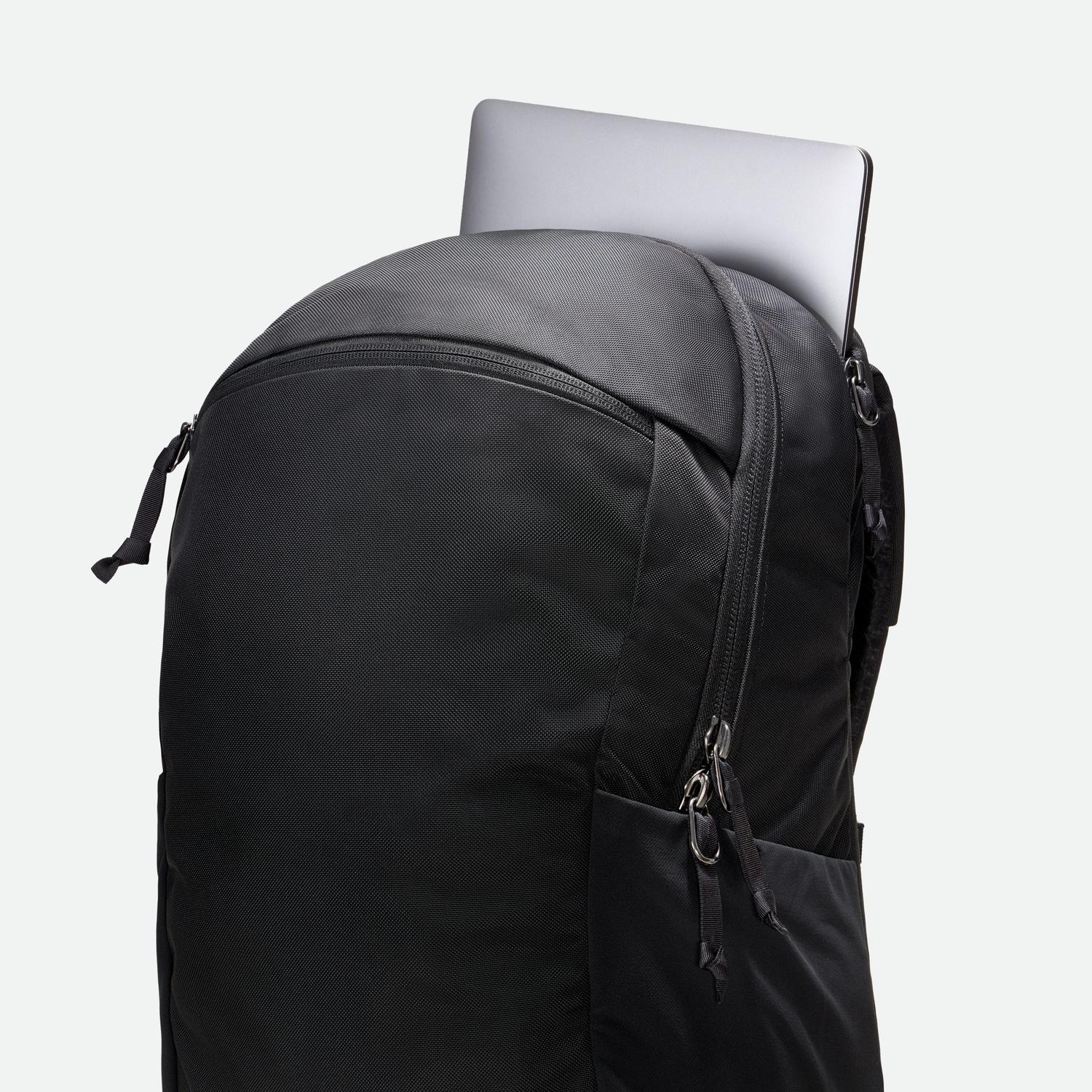 Evergoods Civic Half Zip 26L - Solution Dyed Black