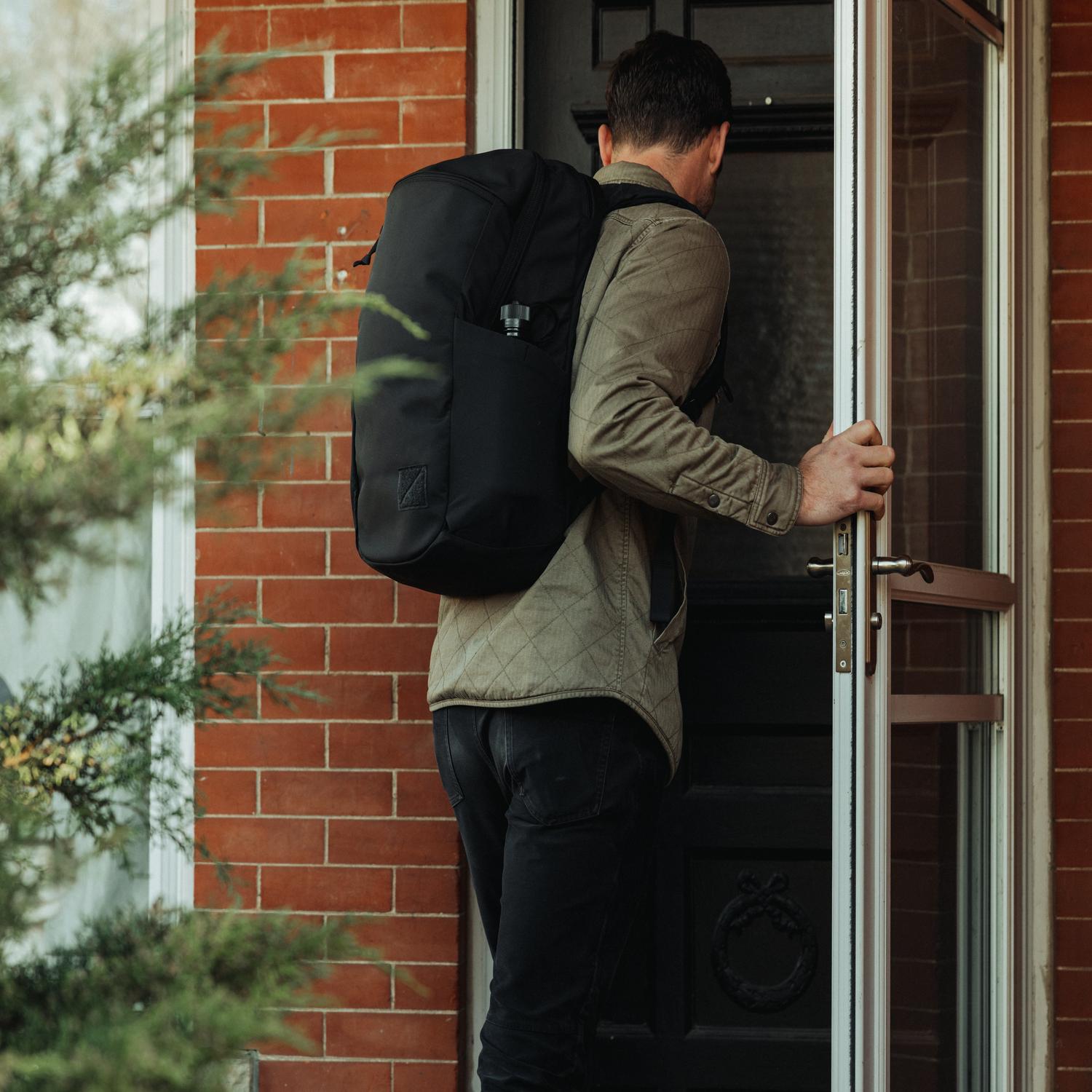 Evergoods Civic Half Zip 26L - Solution Dyed Black - Lifestyle Image