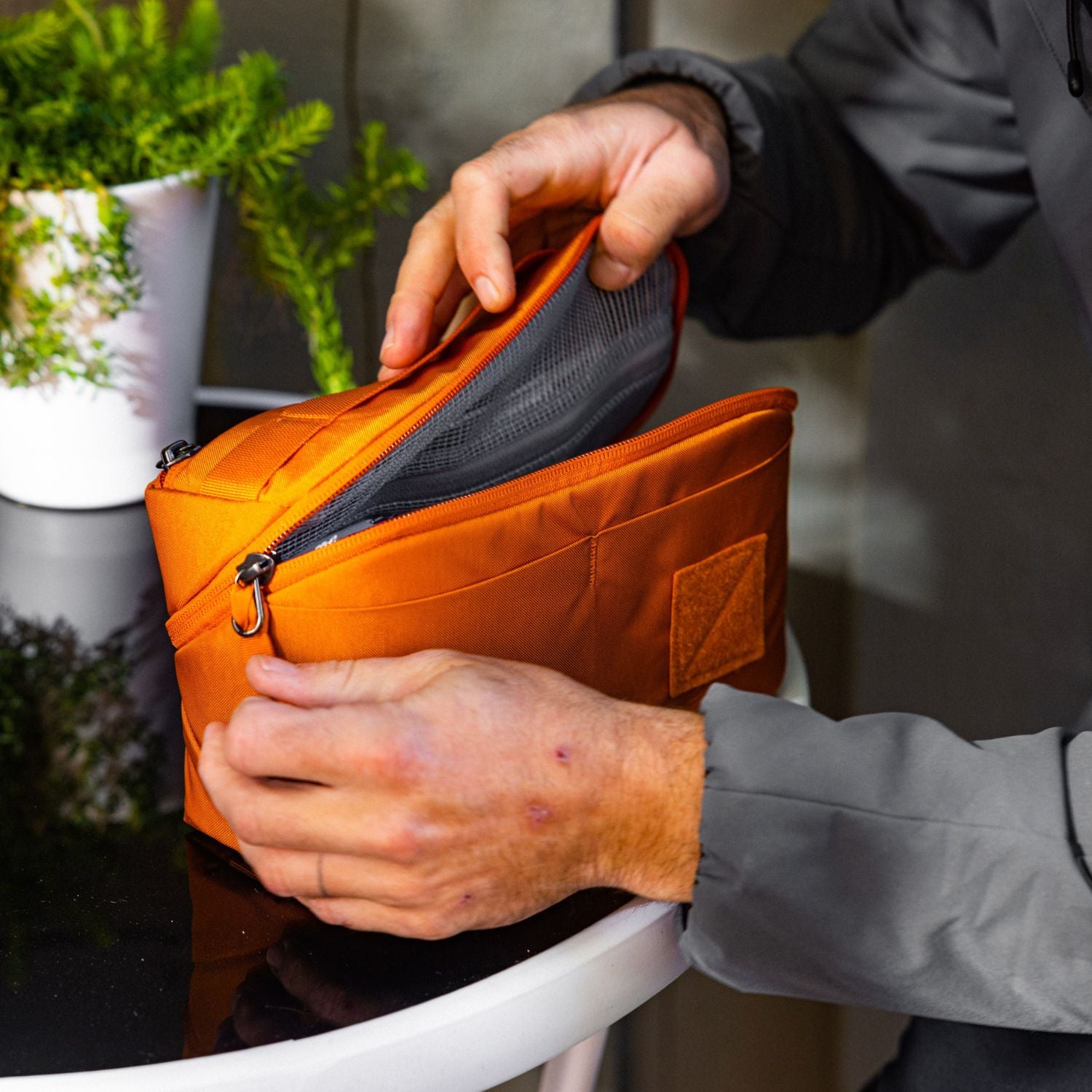 Civic Access Pouch 2L - Burnt Orange - Lifestyle