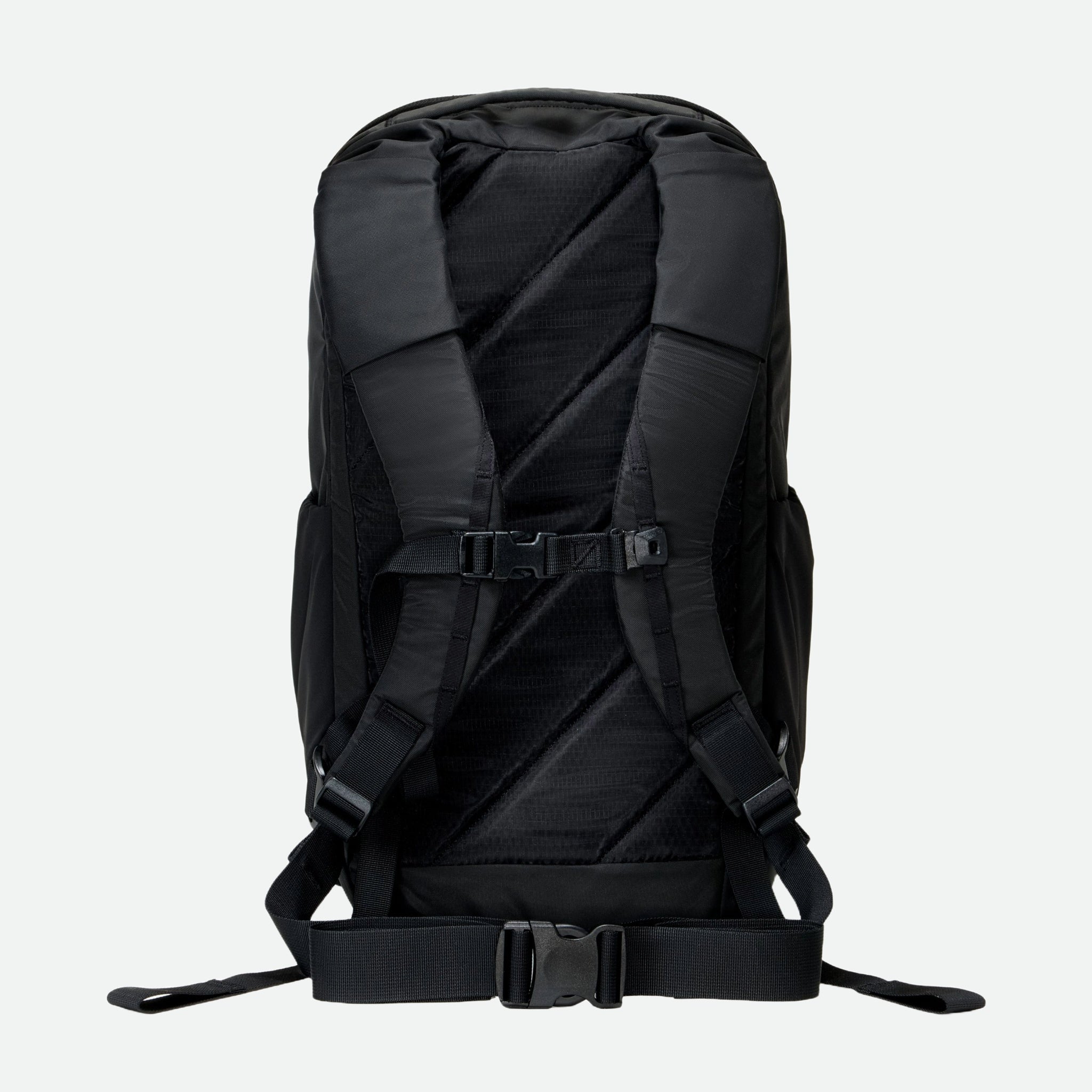 Evergoods Mountain Panel Loader 22L - Solution Dyed Black