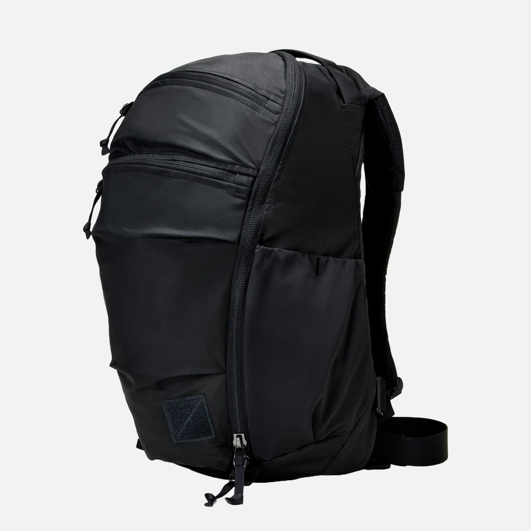 Evergoods Mountain Panel Loader 22L - Solution Dyed Black