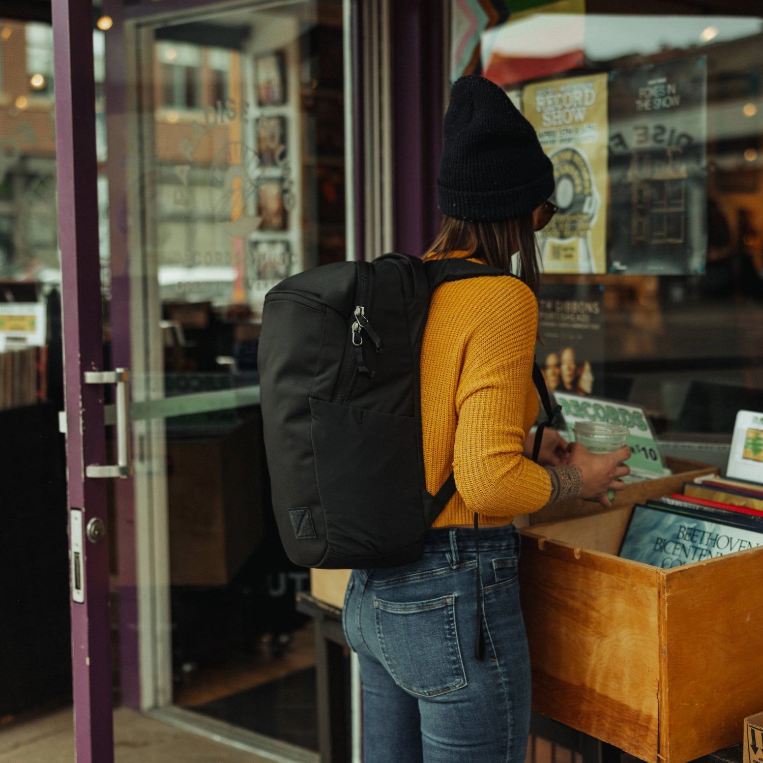 Evergoods Civic Half Zip 22L - Solution Dyed Black - Lifestyle Image