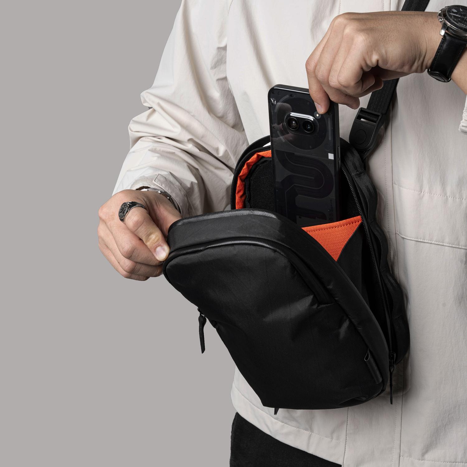 Alpaka Metro Sling Max - X-Pac® VX42 Black