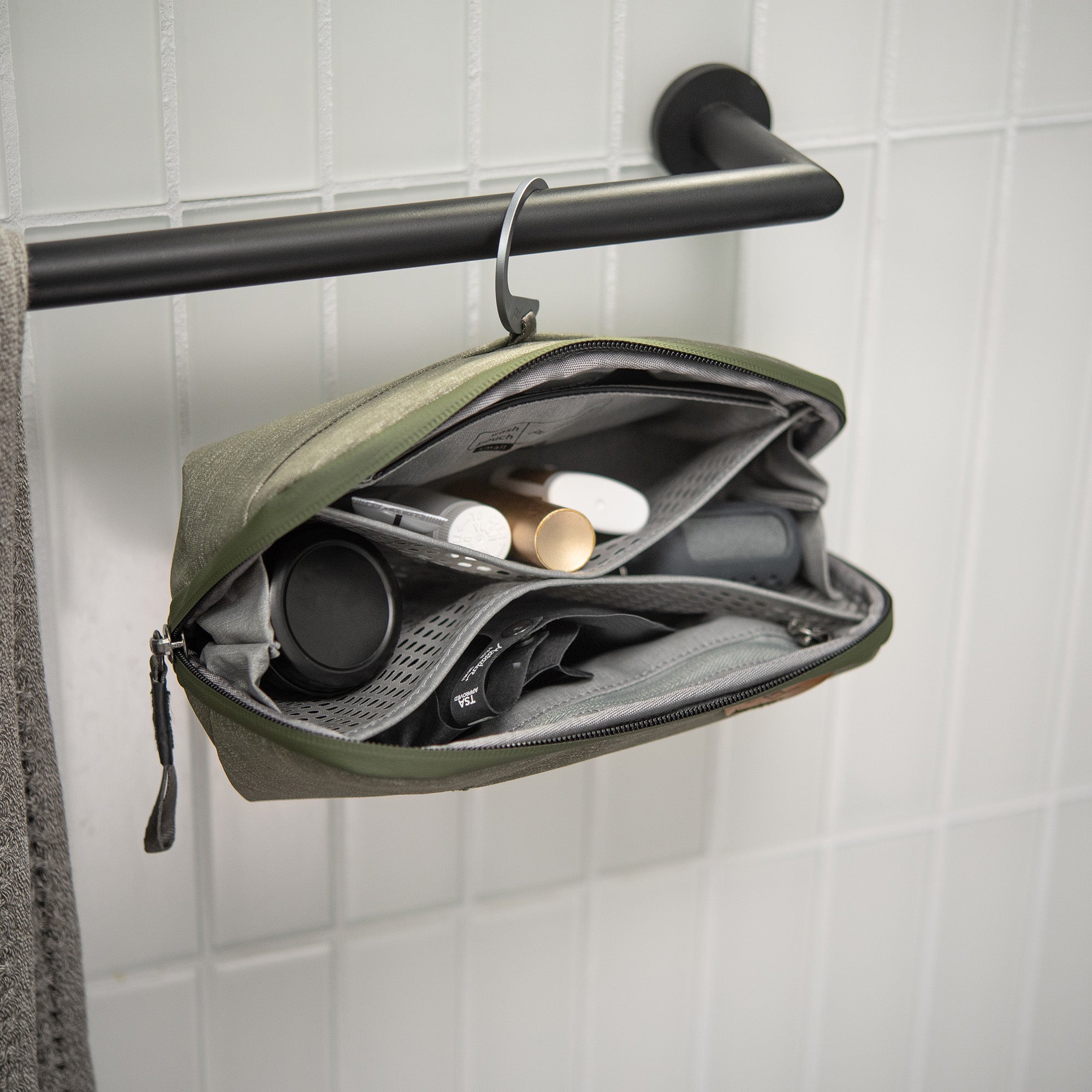 Peak Design Small Wash Pouch Sage