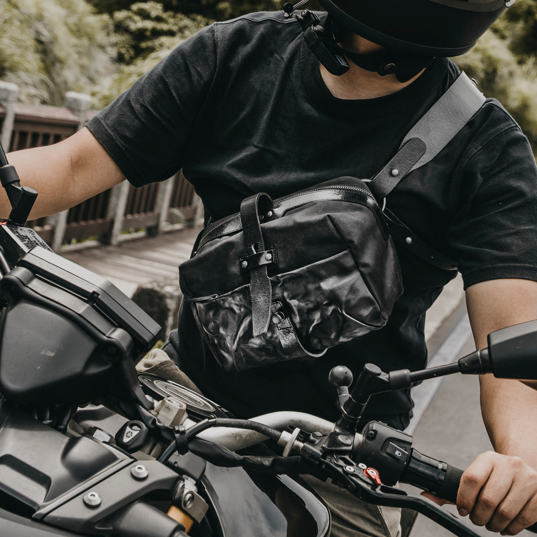 Wotancraft "Mini Rider" Sling Bag 3.5L - Black Canvas / Black Leather