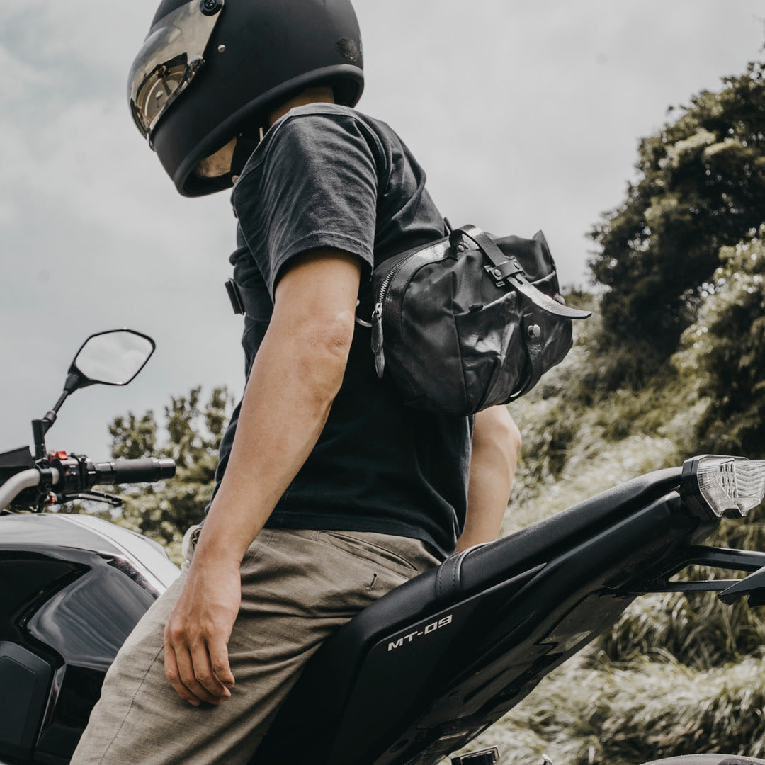 Wotancraft "Mini Rider" Sling Bag 3.5L - Black Canvas / Black Leather