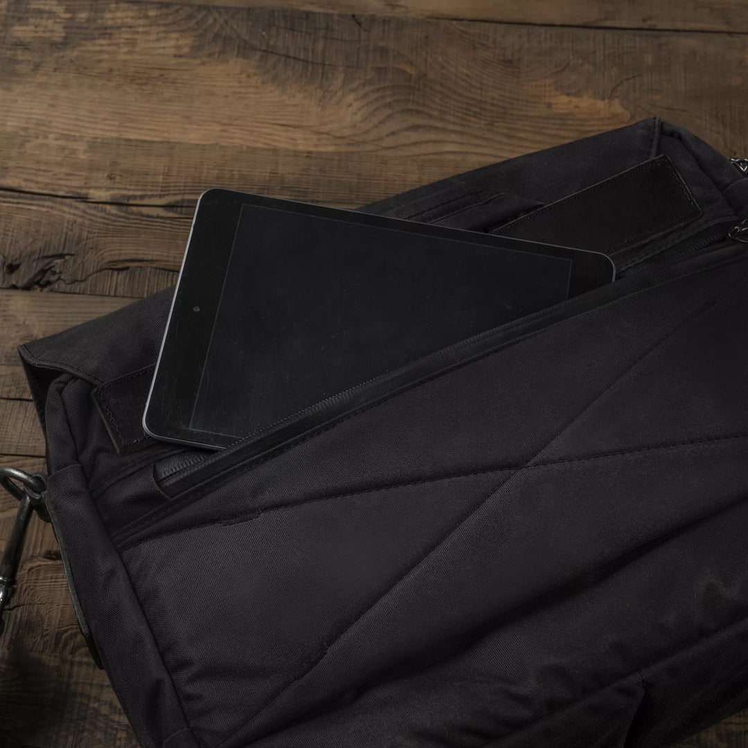 Wotancraft "New City Explorer" Scout Daily / Camera Bag 9L - Black Canvas / Black Leather