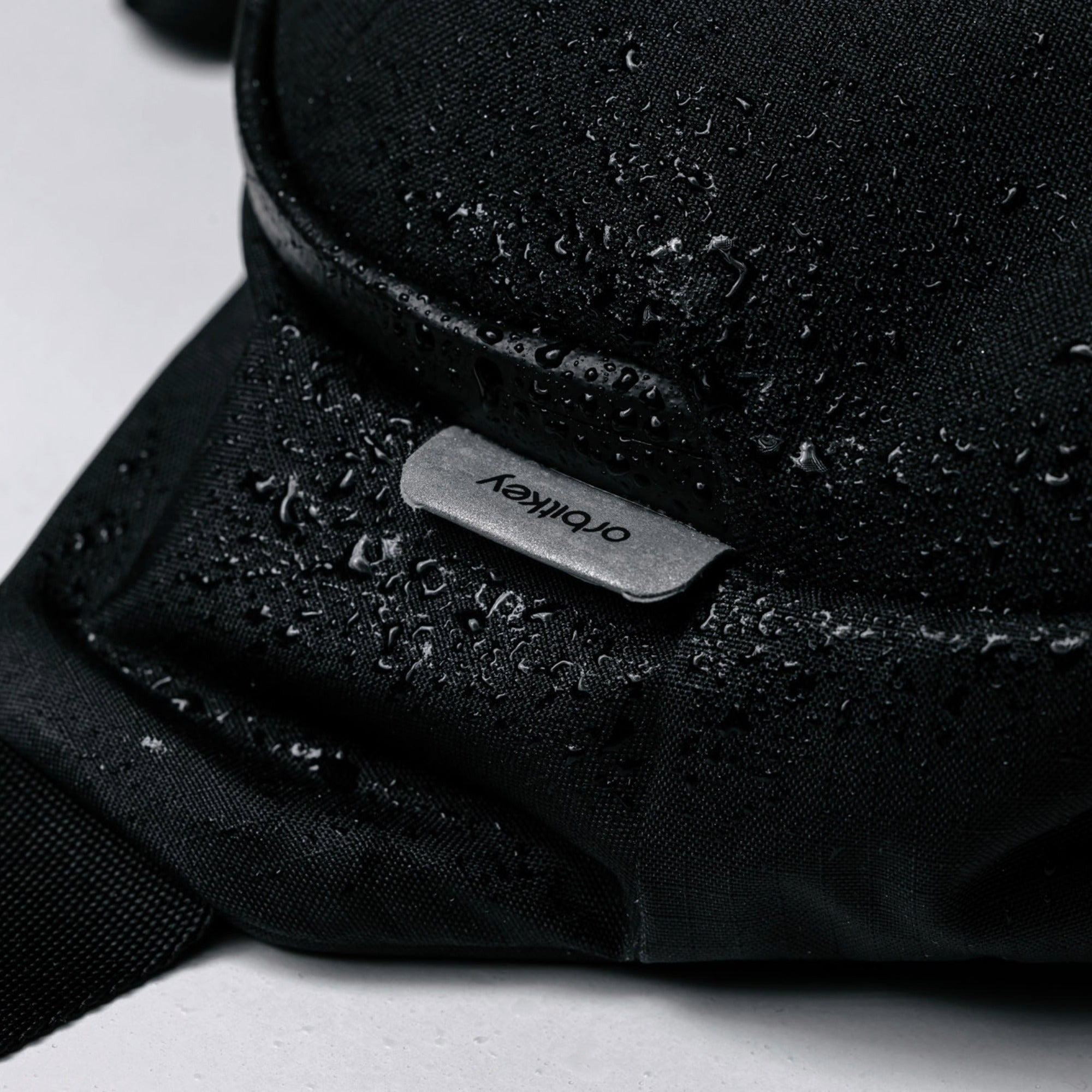 Orbitkey Urban Sling (4L) - Black