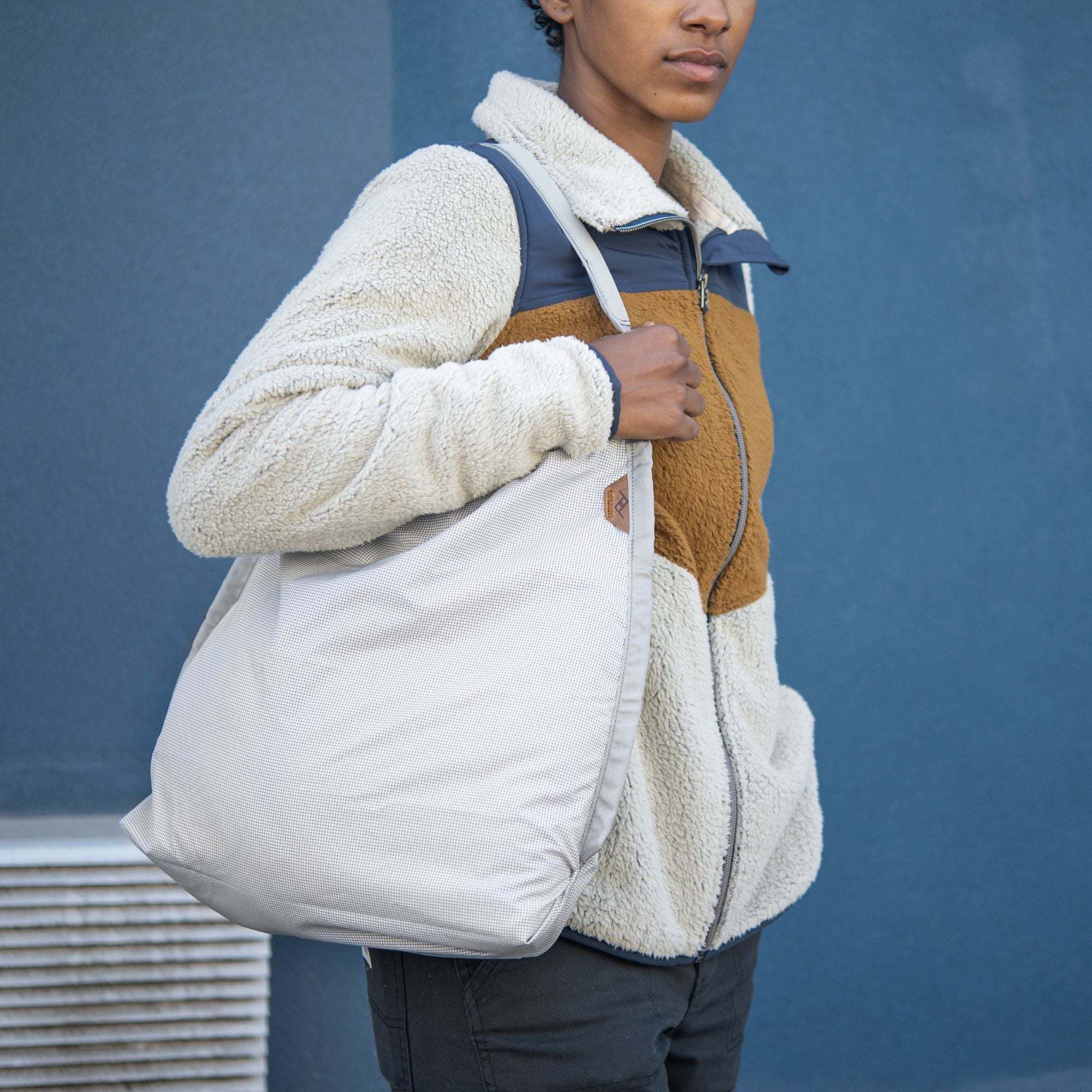 Packable Tote livsstilsbillede