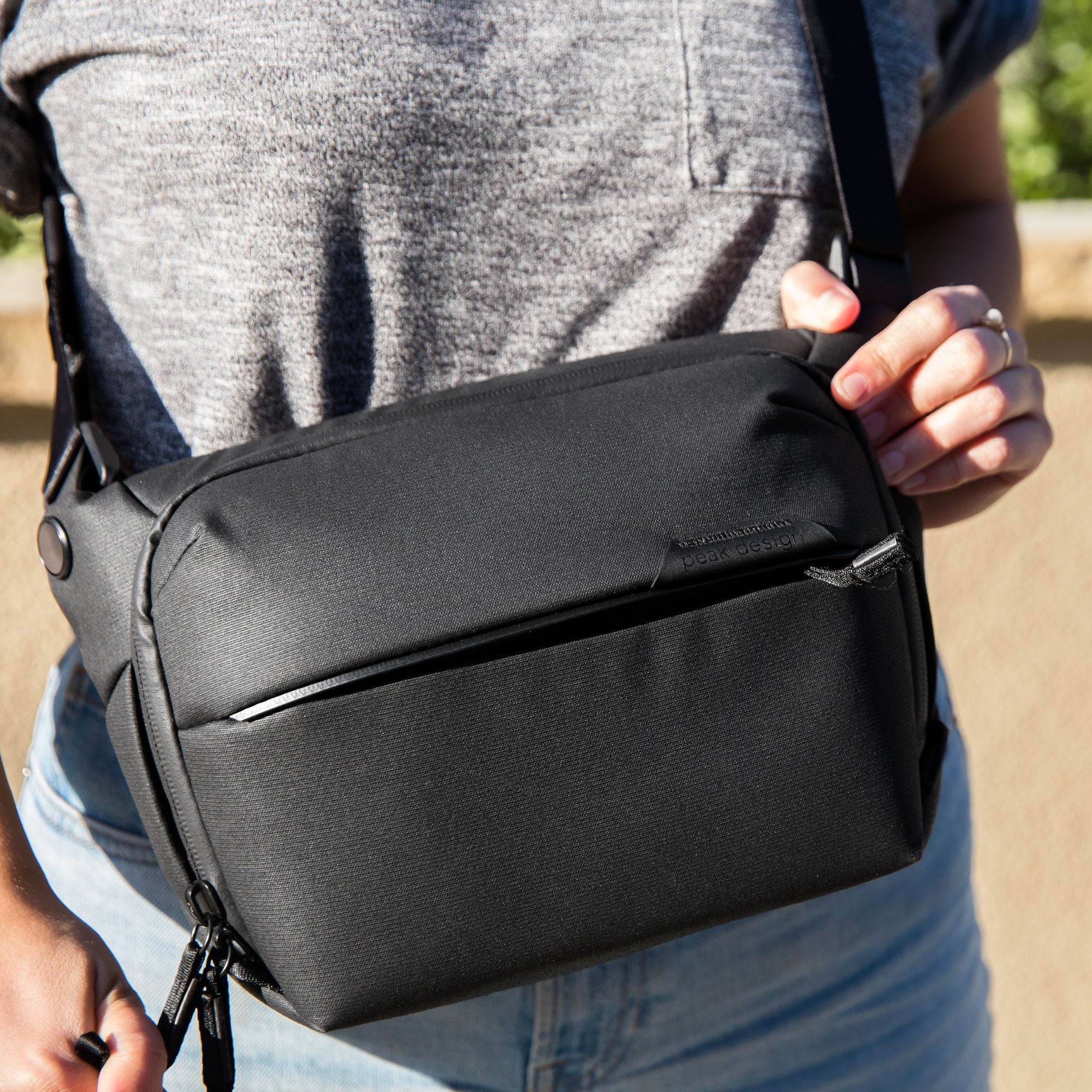Peak Design Everyday Sling 3L V2