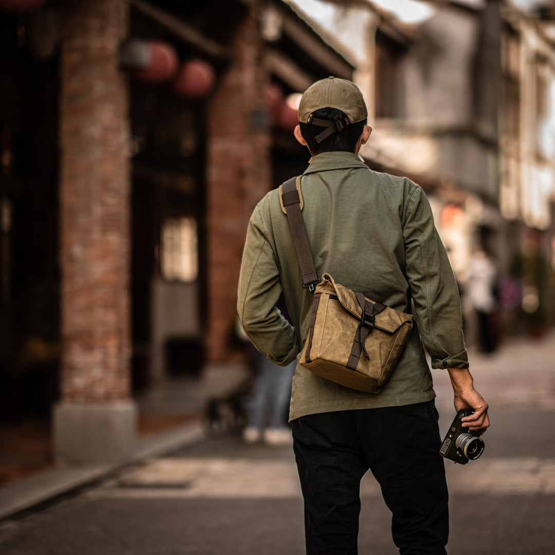Wotancraft "Pilot" Travel Camera Bag 3.5L Upgraded - Khaki Brown Canvas