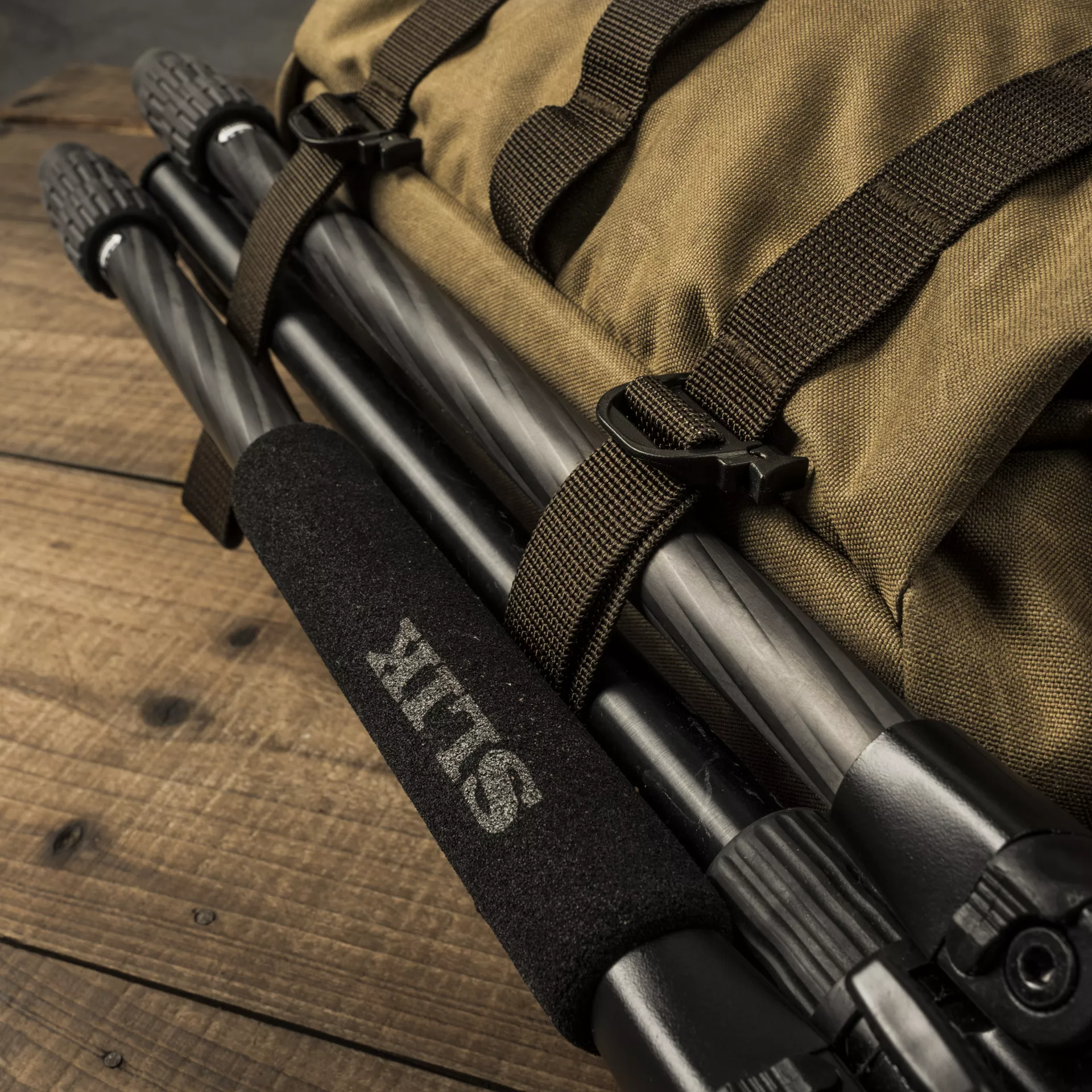 Wotancraft "Pilot" Travel Camera Bag 7L Upgraded - Khaki Brown Canvas