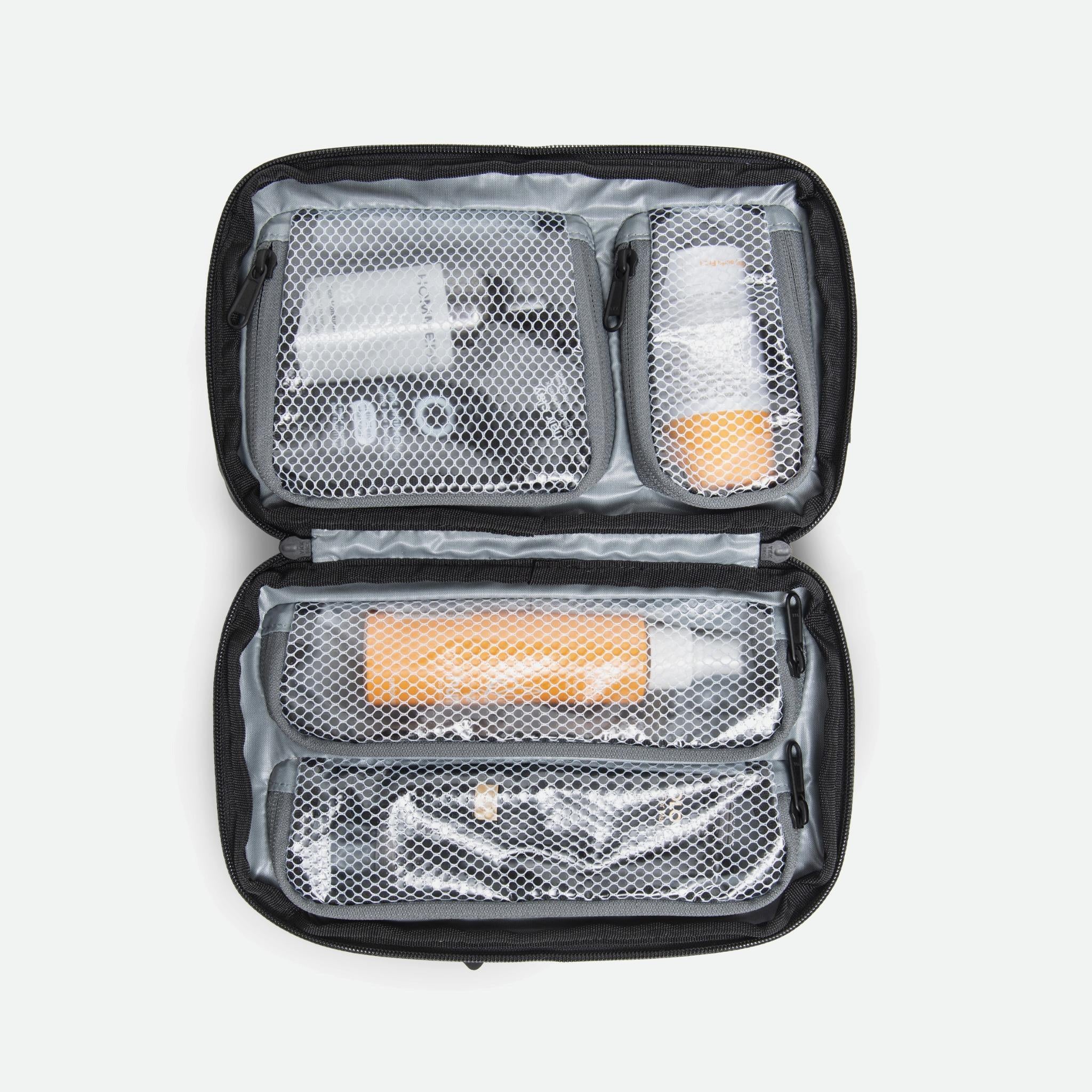 Sympl Dopp Kit - Carbonate