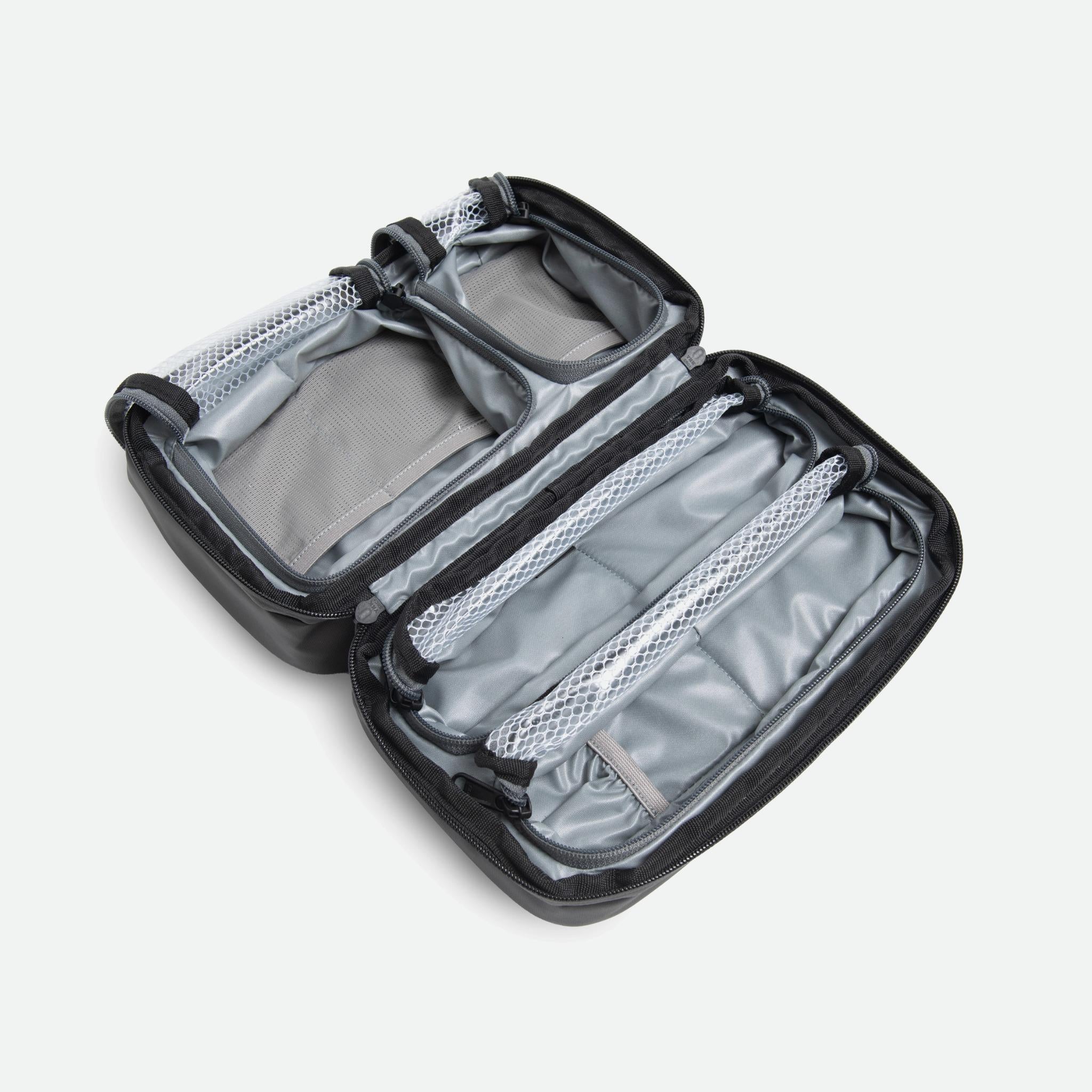 Sympl Dopp Kit - Carbonate