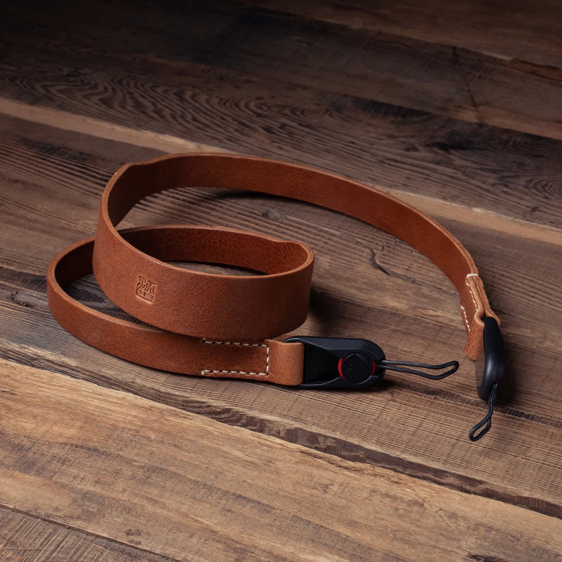 Wotancraft Premium Handcrafted Double-Sided Leather Strap Tapered (Peak Design Anchor Link) - 006