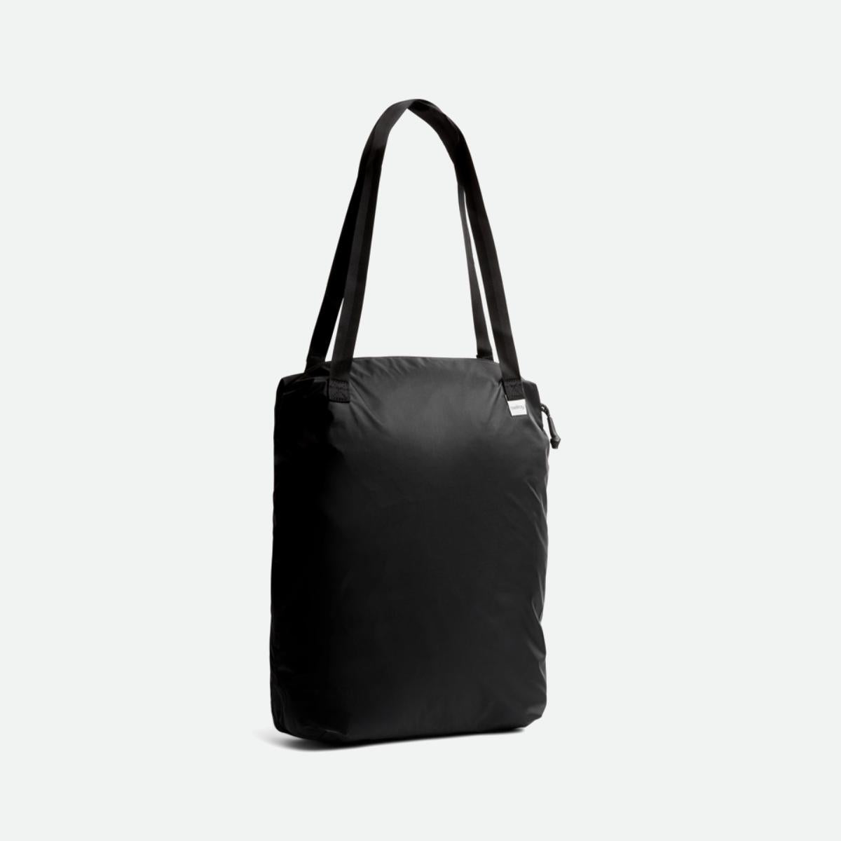 Bellroy Venture Travel Pack 26L - Jet Black (Leather Free)