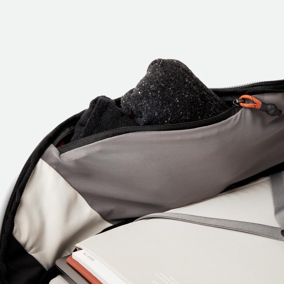 Bellroy Venture Travel Pack 26L - Jet Black (Leather Free)