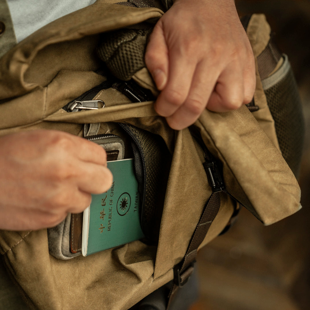 Wotancraft "Pilot" Travel Camera Bag 10L Upgraded - Khaki Brown Canvas