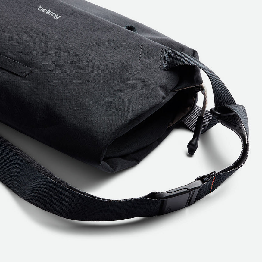 Bellroy Lite Sling Black (Leather Free)