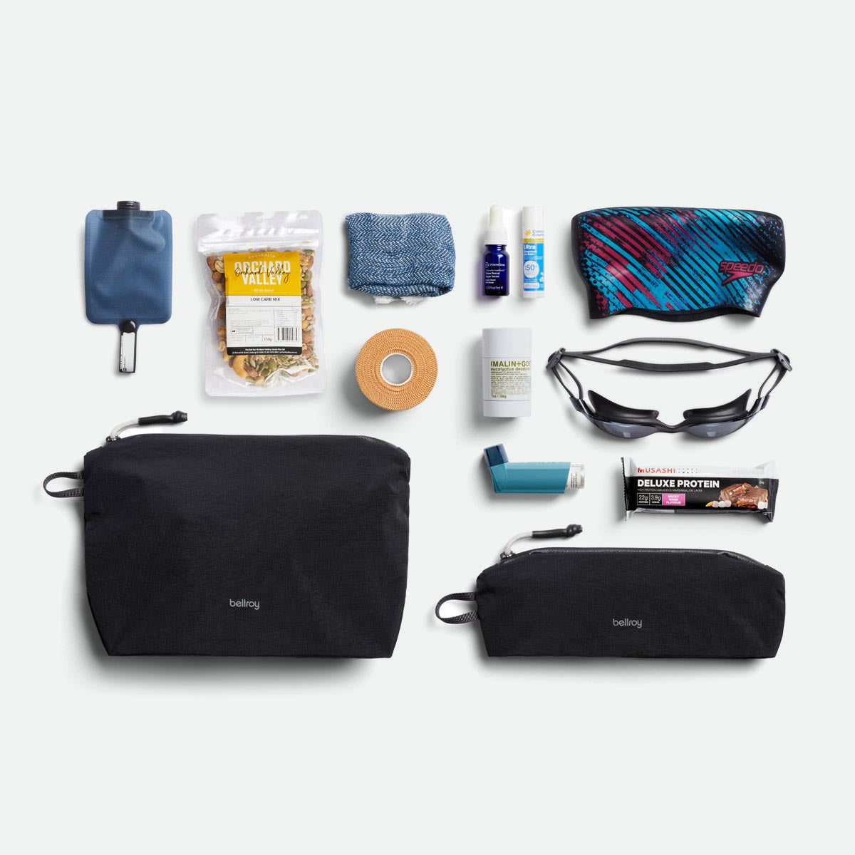 Bellroy Lite Pouch Duo - Black (Leather Free) - Flatlay