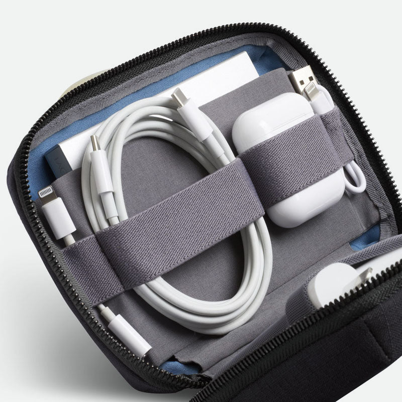 Bellroy Tech Kit Compact Black