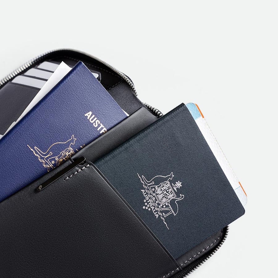 Bellroy Travel Folio - Black