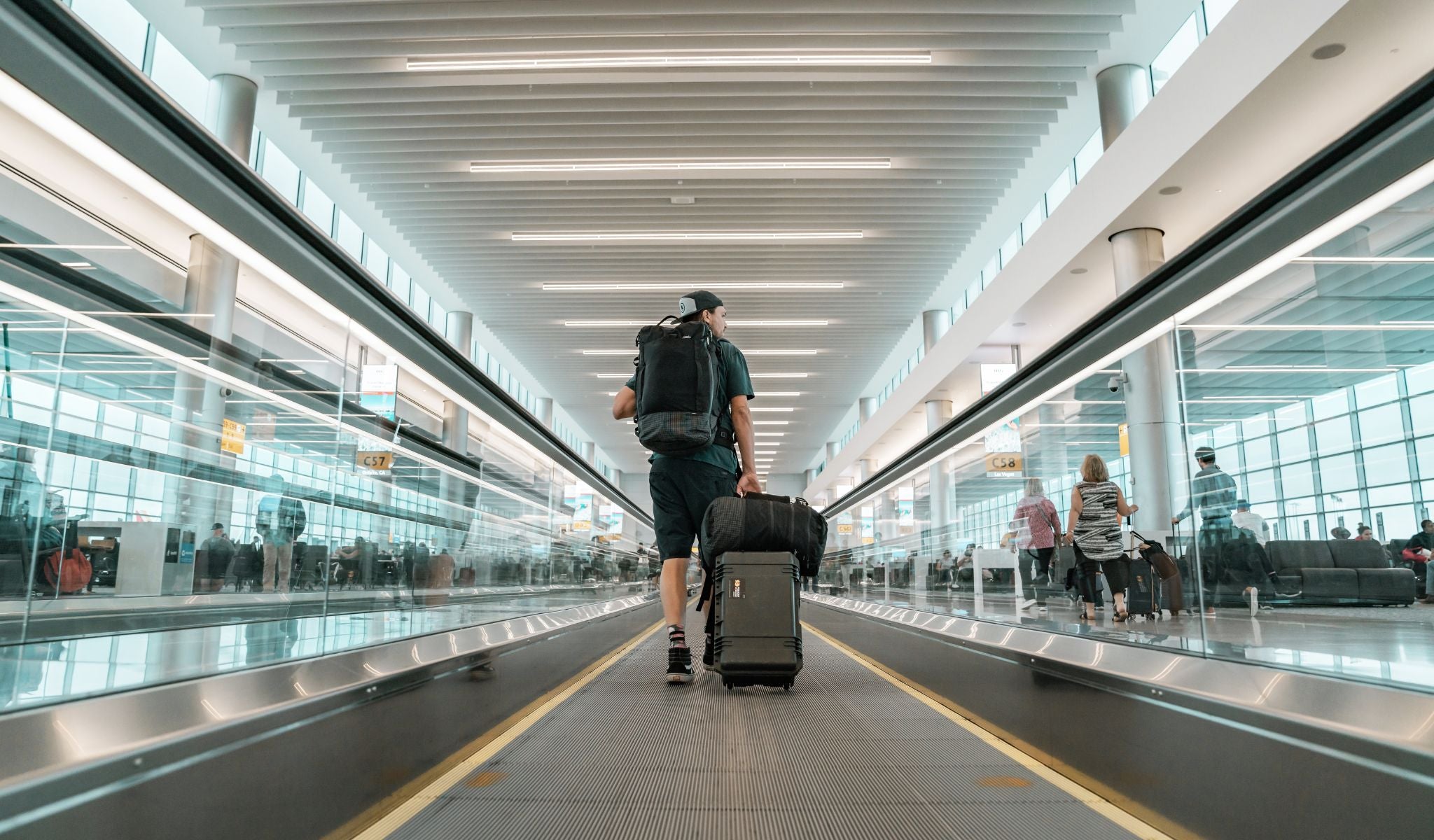 8 tips til at gøre flyrejsen mere behagelig