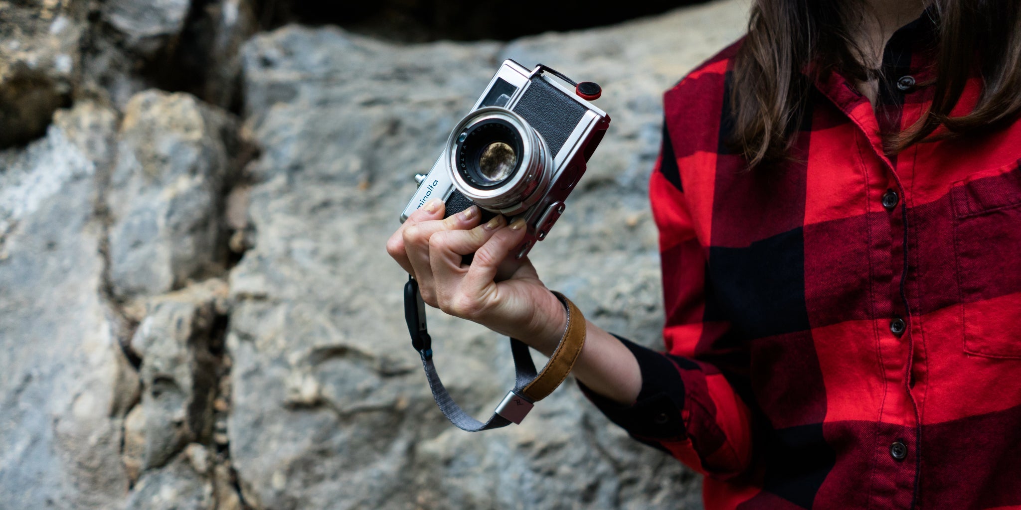 Køb kameratilbehør - kameraremme og opbevaringsløsninger til fotoudstyr