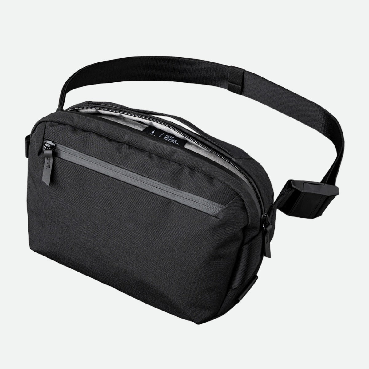 ALPAKA スリングバッグ GO SLING MINI V2 GO SLING MINI V2 | SLING & SHOULDER | 【公式】ALPAKA (アルパカ)
