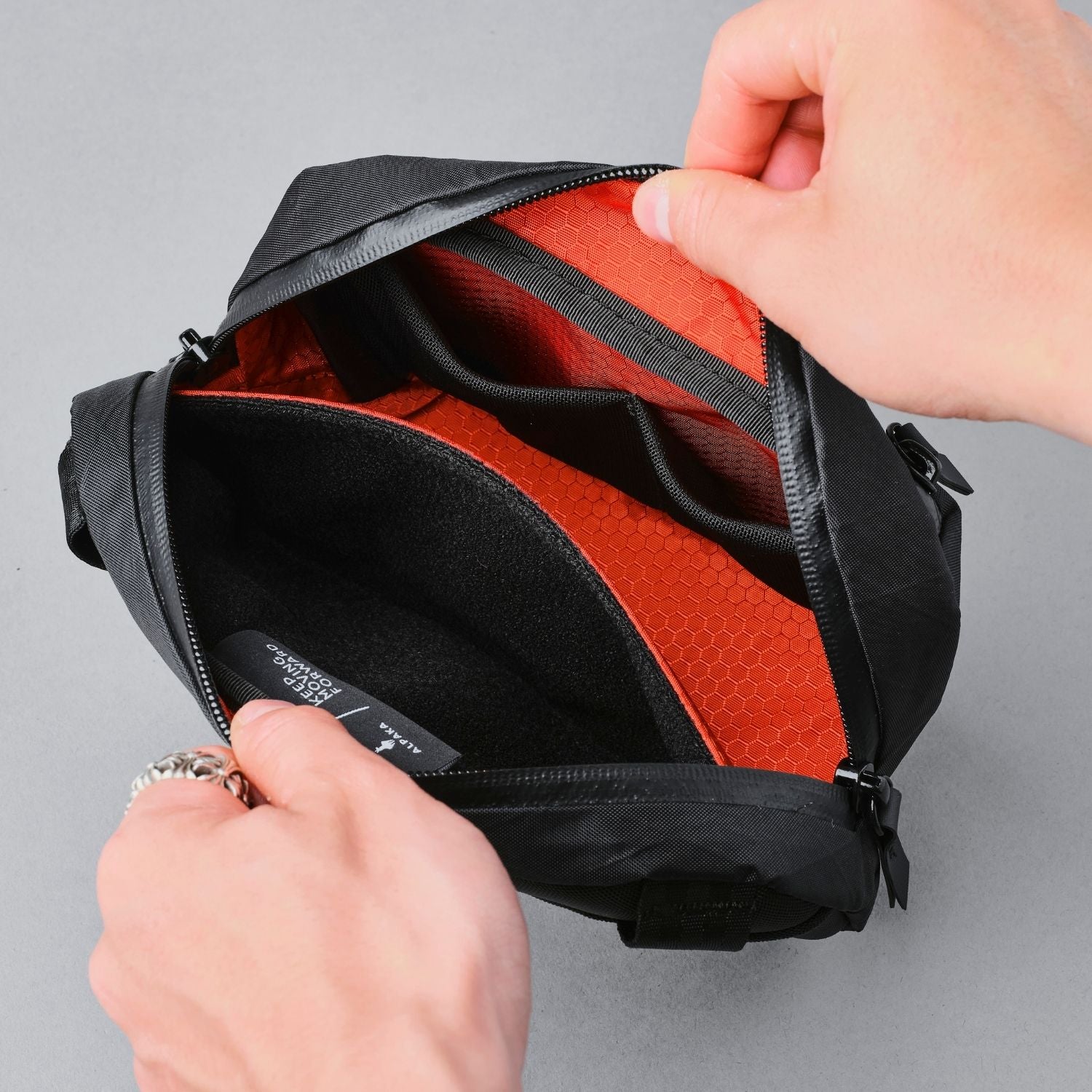 Alpaka Go Sling Nano – Packsmart