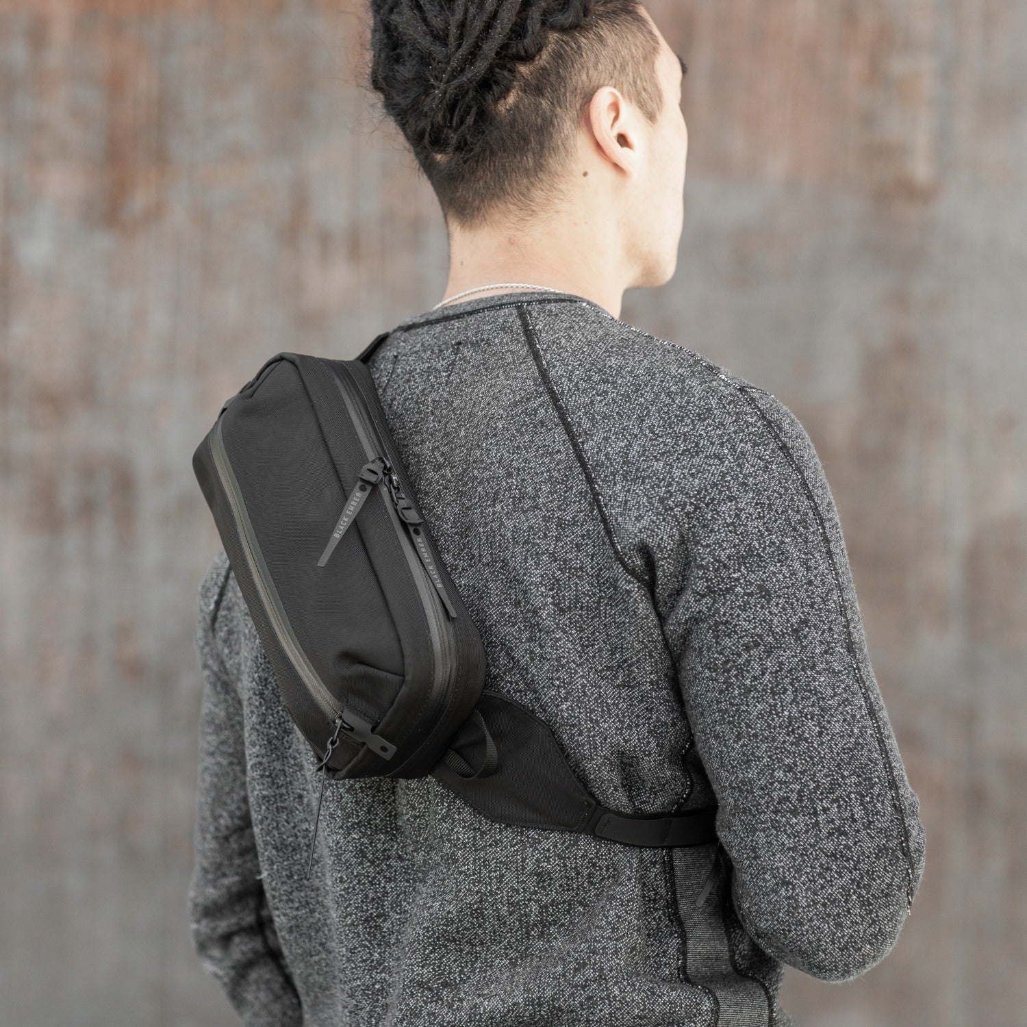 BLACK EMBER TKS （TECH KIT SLING） mqdefault.jpg