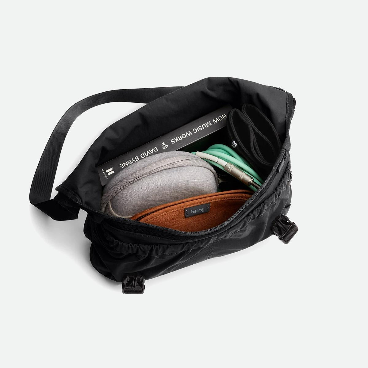 Bellroy Cinch Messenger - 12L – Packsmart