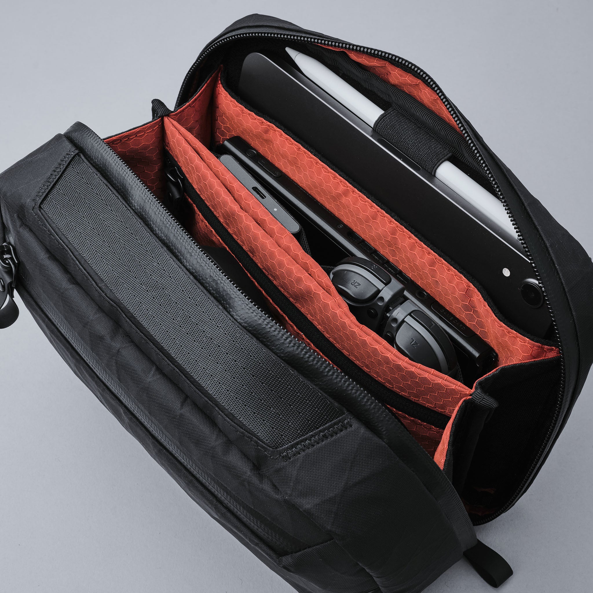 Alpaka Elements Tech Case Max – Packsmart