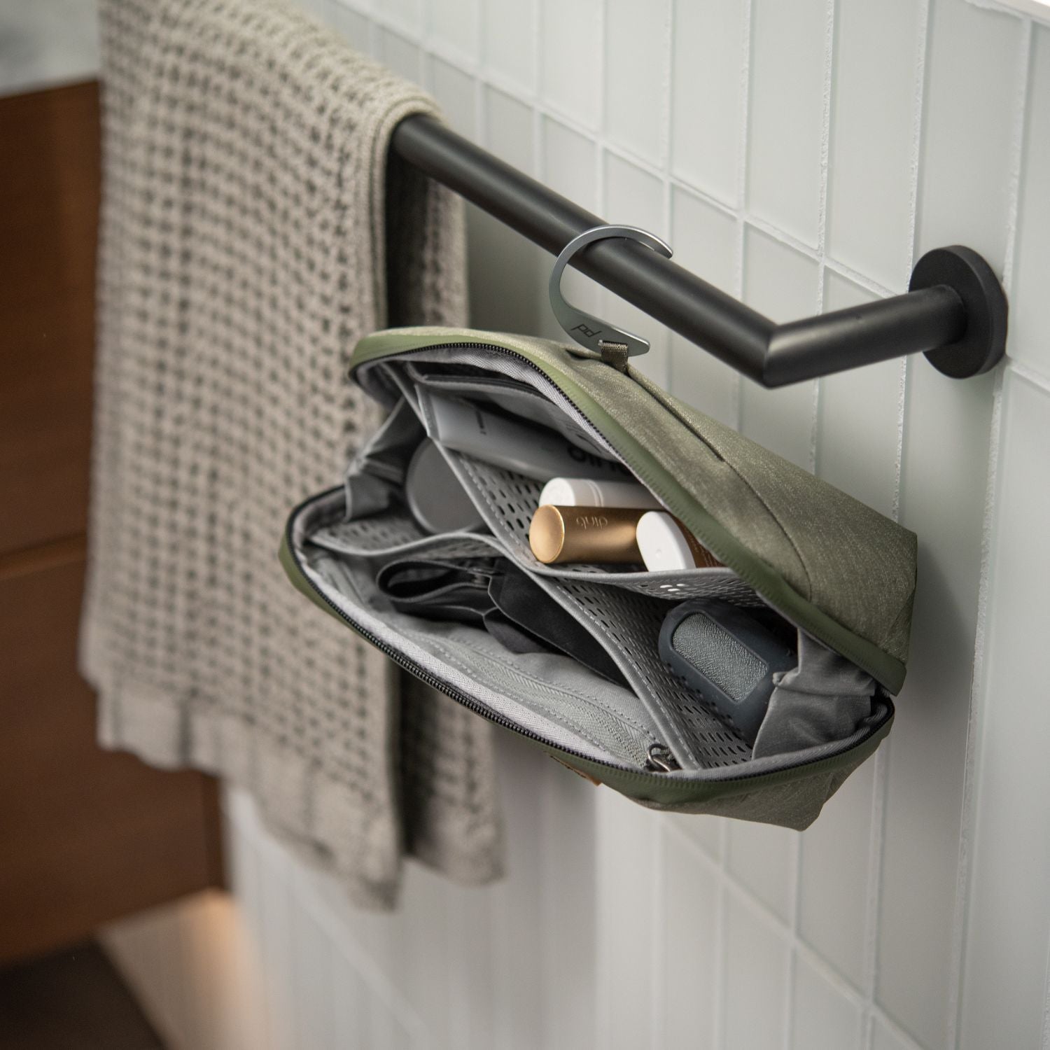 Peak Design Wash Pouch Small - minimalistisk og organiseret toilettaske til rejsebrug