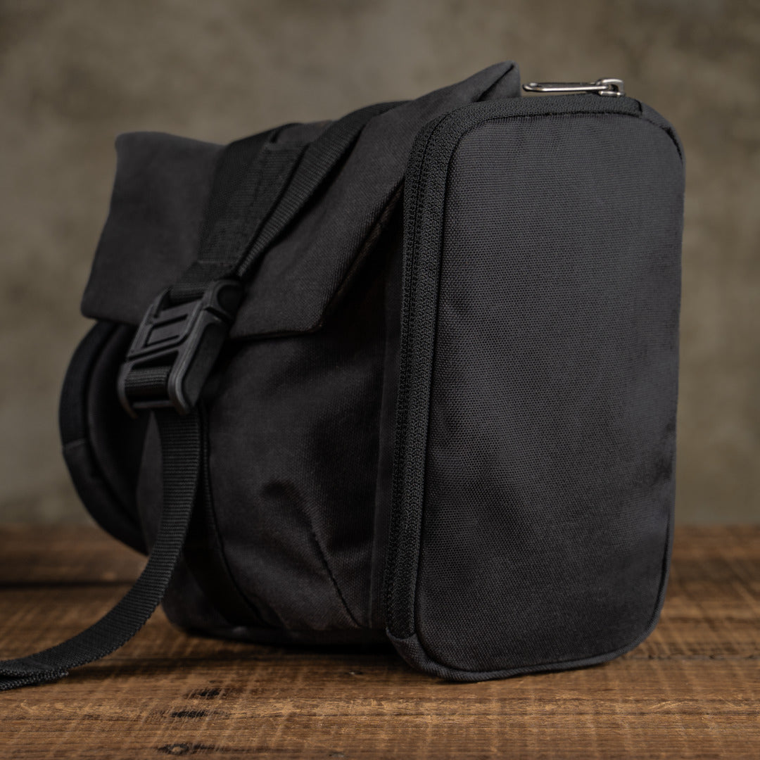 "Pilot" Travel Camera Bag 2L Upgraded - Black Canvas