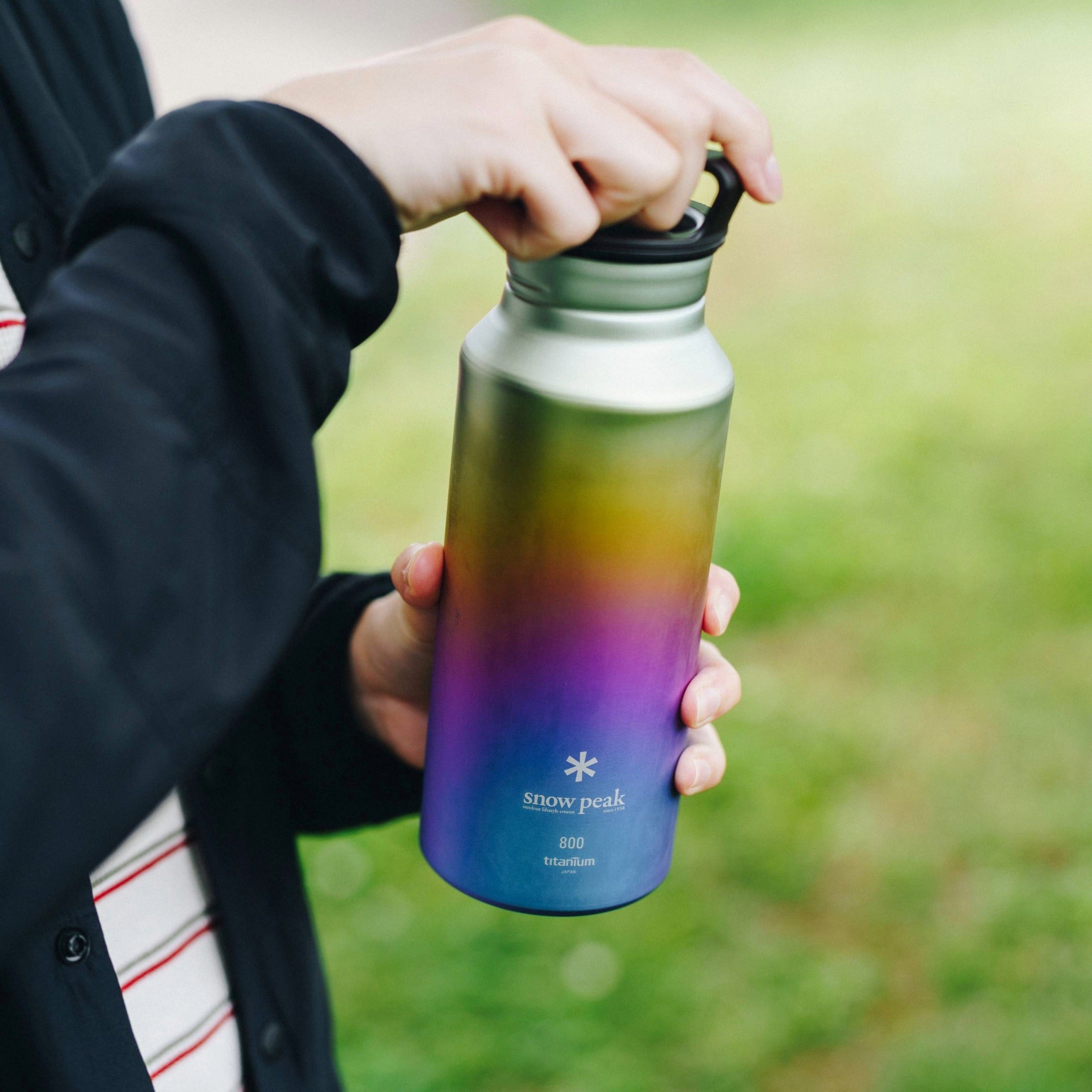 弁当箱・水筒  peak Titanium Aurora Bottle 800 Snow Peak Titanium Aurora Bottle – Packsmart